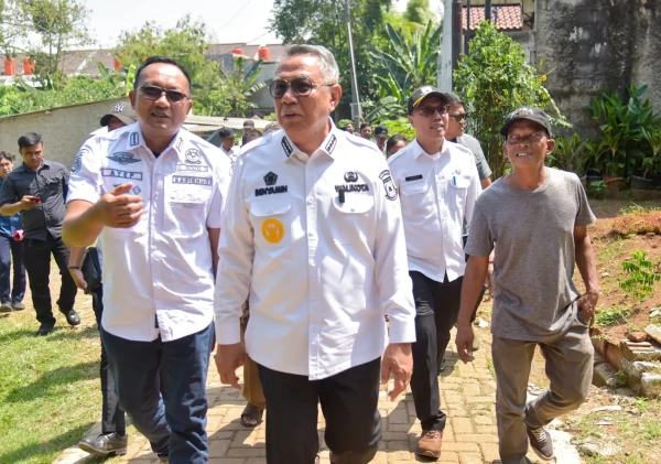Benyamin Pastikan Pemasangan 3.000 Titik Lampu Tahun 2024 dalam Program Tangsel Terang