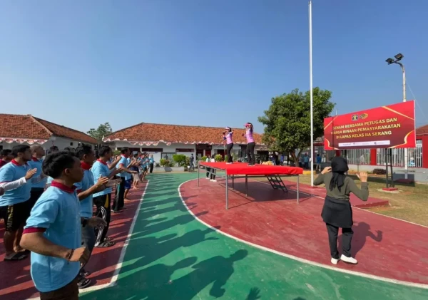 Senam Pagi di Lapas Kelas IIA Serang: Upaya Meningkatkan Kesehatan dan Kebersamaan