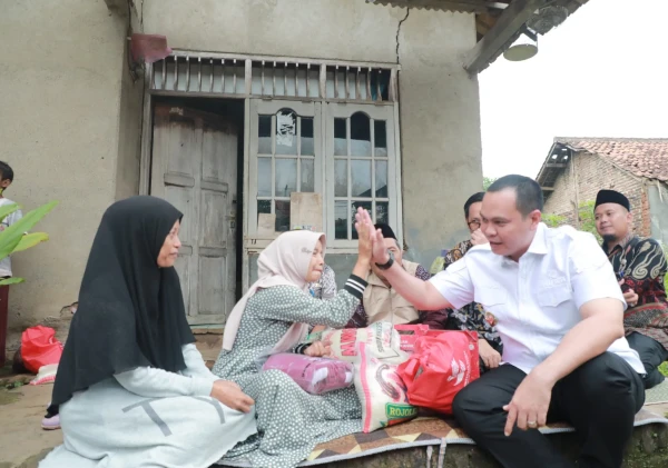 Wali Kota Turun Tangan! Atap Rumah Warga Ambruk, Pemkot Bergerak Cepat Salurkan Bantuan